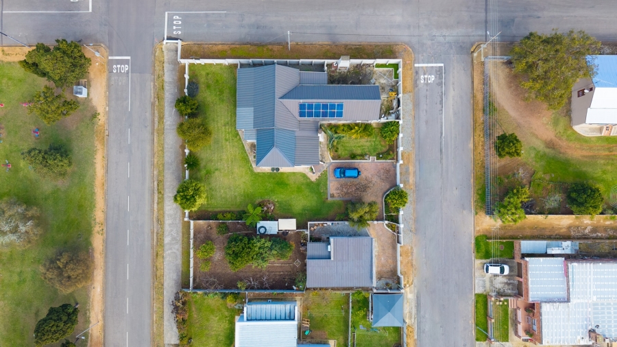 4 Bedroom Property for Sale in Bredasdorp Western Cape